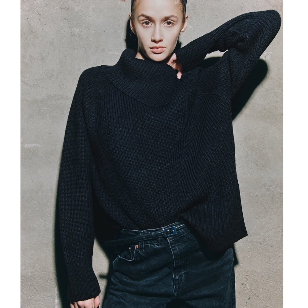 NWT Zara lapel collar knit sweater black